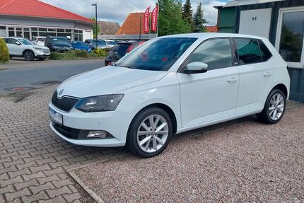 Skoda Fabia 61.000 km 10.999 &euro; Bardowick 21357