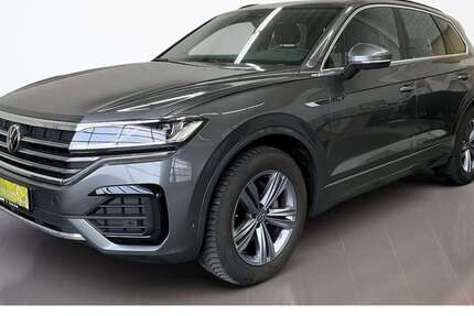 VW Touareg 34.030 km 49.888 &euro; Vilsbiburg LK Landshut 84137