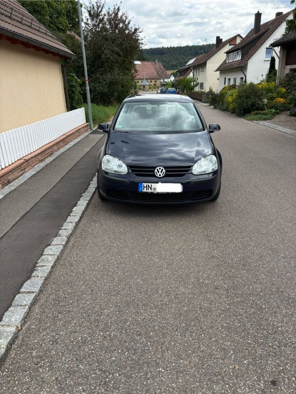 VW Golf 271.000 km 2.350 € Eberstadt 74246