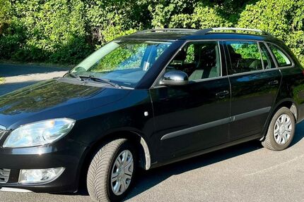 Skoda Fabia 144.300 km 4.200 &euro; ENNIGERLOH 59320