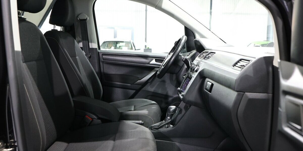VW Caddy Maxi KOMBI 2.0 TDI DSG 1.HAND / NAVI+, ACC 143.000 km 20.555 &euro; Hamm 59077
