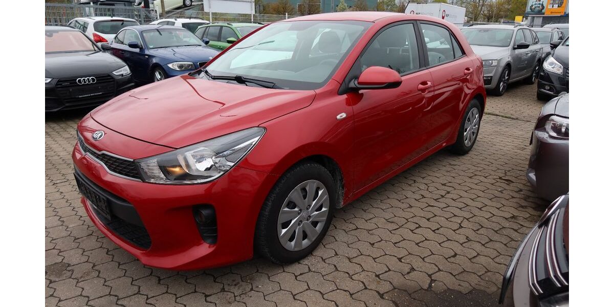 Kia Rio 108.000 km 8.590 &euro; Nürnberg 90439