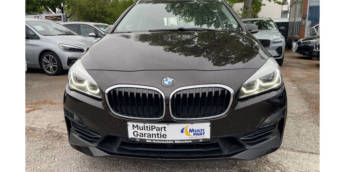 BMW 218 Active Tourer 175.000 km 11.950 &euro; München 81243