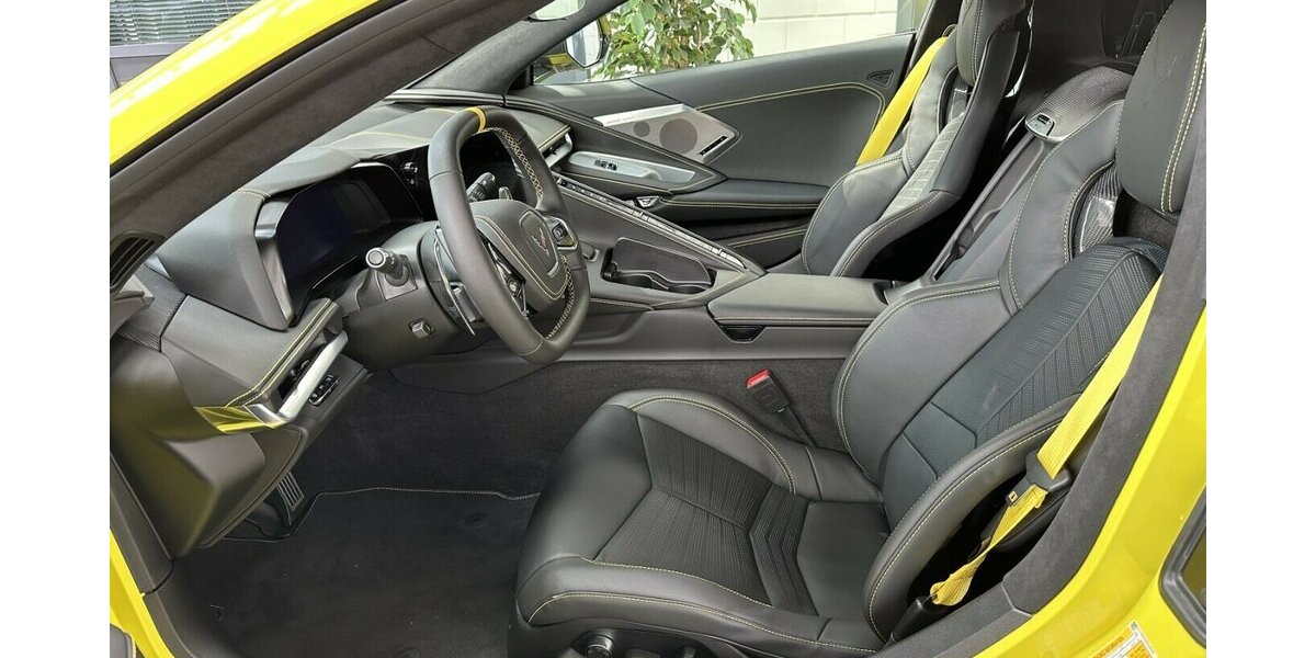 Corvette C8 Coupe Z51 Europa +Schmidt 21 Zoll+Lift+Magnetic 5.500 km 109.990 &euro; Jaderberg 26349