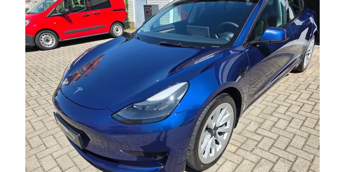 Tesla Model 3 73.920 km 25.942 &euro; Seesen 38723