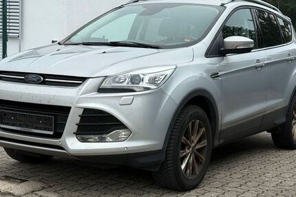 Ford Kuga 77.821 km 15.499 € Speyer 67346