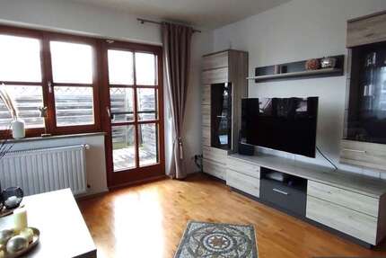 Wohnung Geisenfeld - 3 Zimmer, 90 m&sup2;, 990&euro; | Angebot:27030096