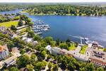 A Jewel by the Water - Timeless Elegance with private boat dock and view of Lake Tiefer See 5 zimmer