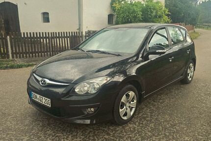Hyundai i30 185.000 km 2.850 &euro; Treuchtlingen 91757