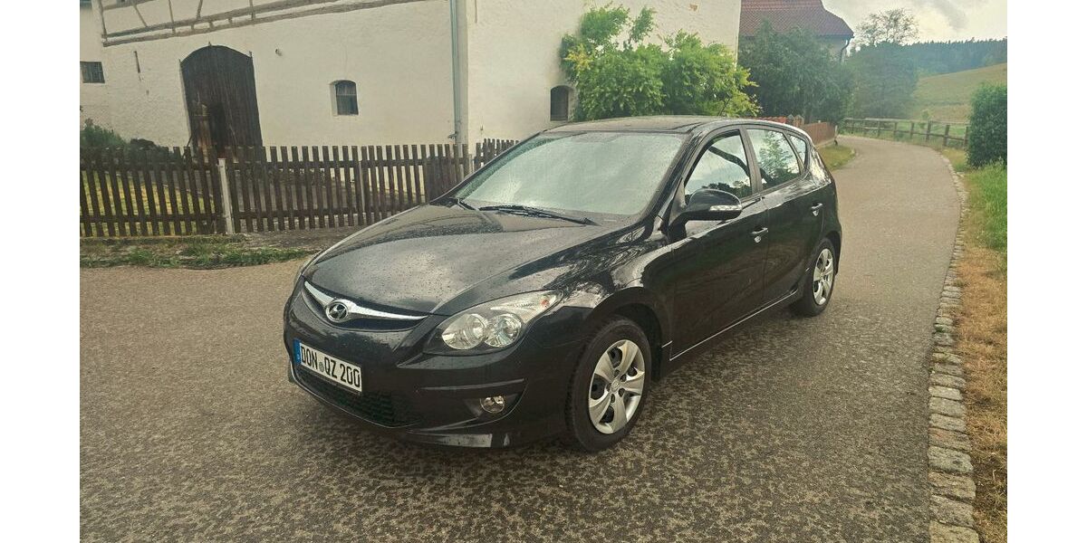 Hyundai i30 185.000 km 2.850 &euro; Treuchtlingen 91757