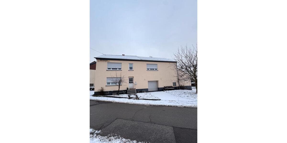 Haus mit viel potenzial in Noswendel zu verkaufen 5 zimmer