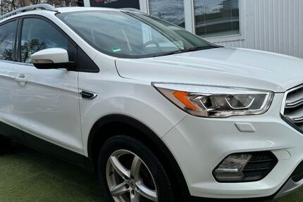 Ford Kuga 96.000 km 12.490 &euro; Falkensee bei Berlin 14612