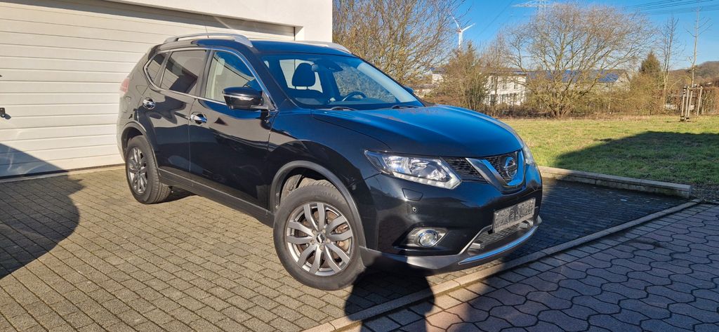 Nissan X-Trail 99.600 km 16.700 &euro; Hameln 31789