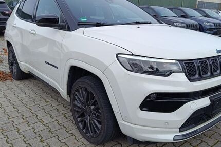 Jeep Compass 57.135 km 22.950 &euro; Friedewald 36289