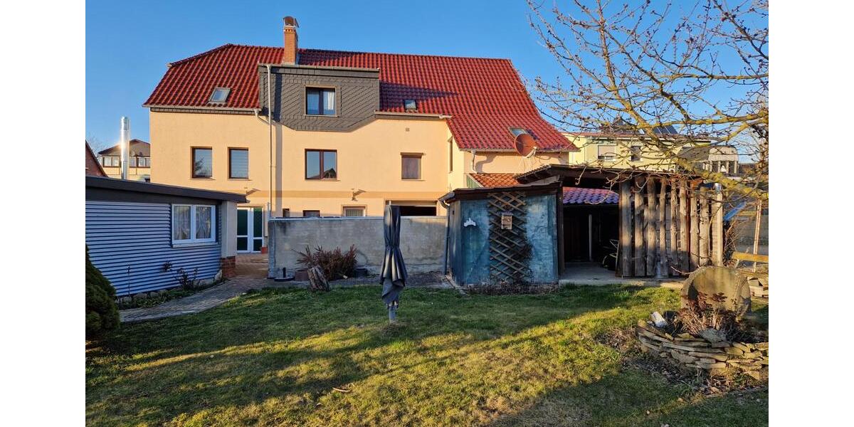 Einfamilienhaus An der Schmücke - 8 Zimmer, 173 m&sup2;, 235.000&euro; | Angebot:25568884