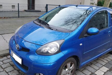 Toyota Aygo (X) 159.520 km 2.300 &euro; Duisburg 47137