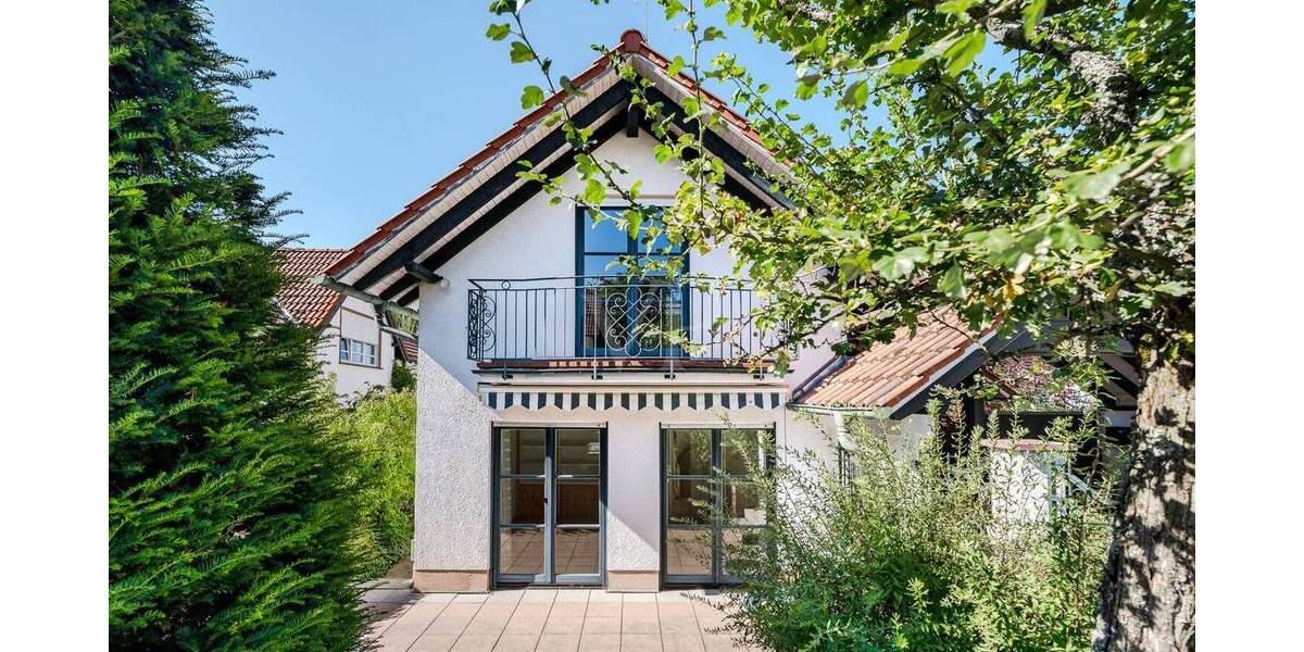 Einfamilienhaus Wehrheim - 8 Zimmer, 227 m&sup2;, 995.000&euro; | Angebot:25742958