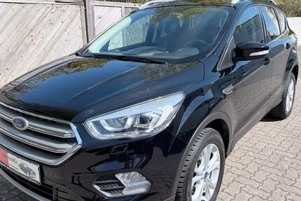 Ford Kuga 60.000 km 14.600 &euro; Neumünster 24536