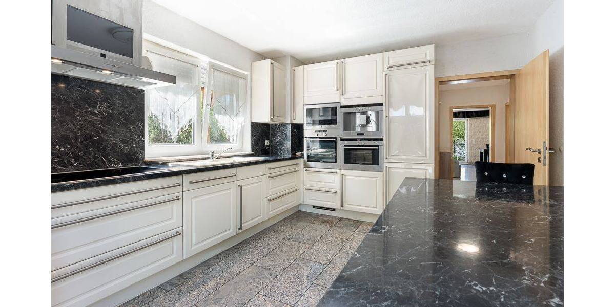 Mehrfamilienhaus, Wohnhaus Michelstadt - 7 Zimmer, 260 m&sup2;, 650.000&euro; | Angebot:26834155