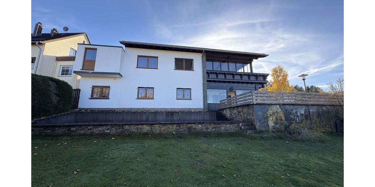 Mehrfamilienhaus, Wohnhaus Jünkerath - 5 Zimmer, 139 m&sup2;, 219.000&euro; | Angebot:25732255