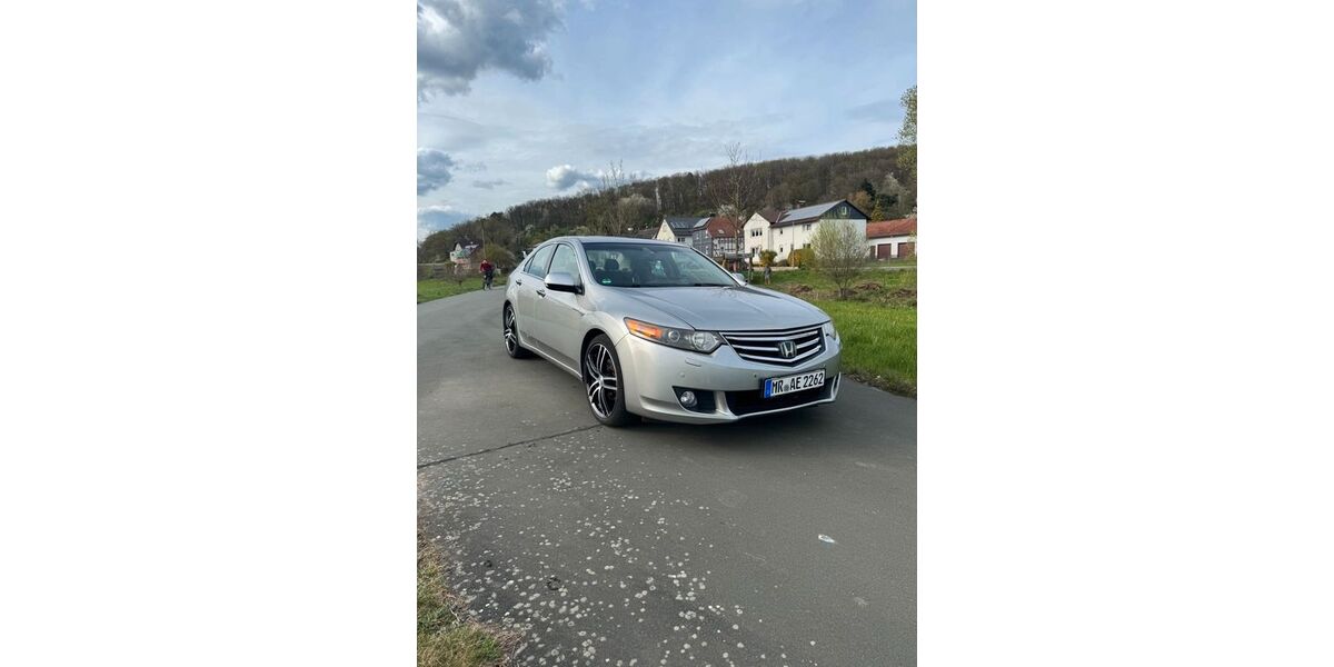 Honda Accord 215.000 km 6.000 &euro; Lohra 35102