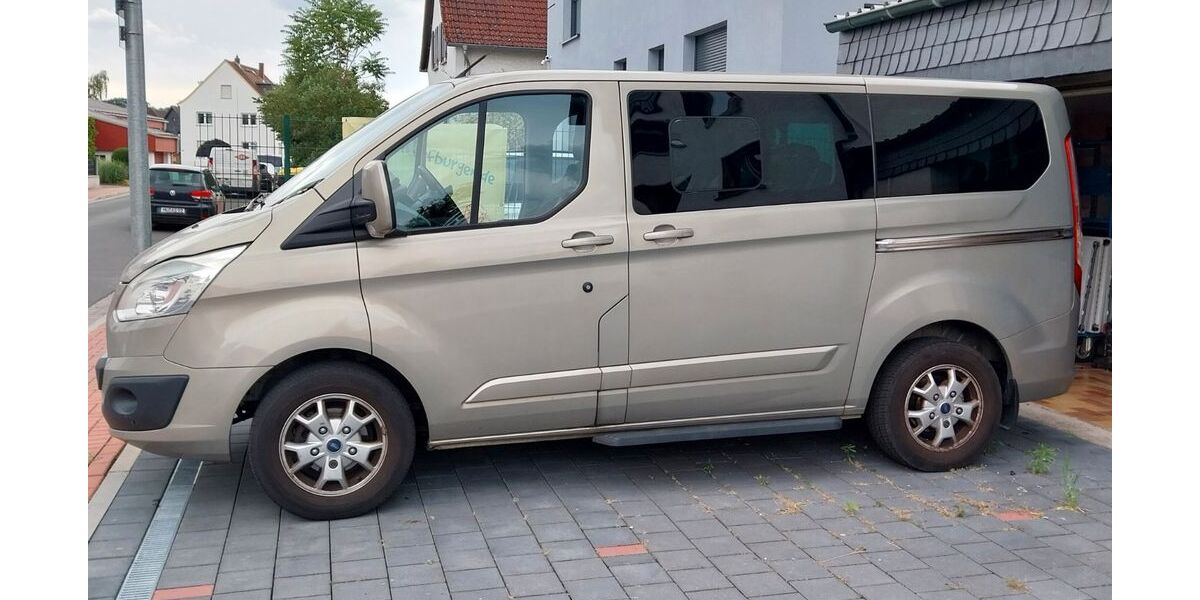 Ford Tourneo Custom 206.317 km 11.999 &euro; Erlensee 63526