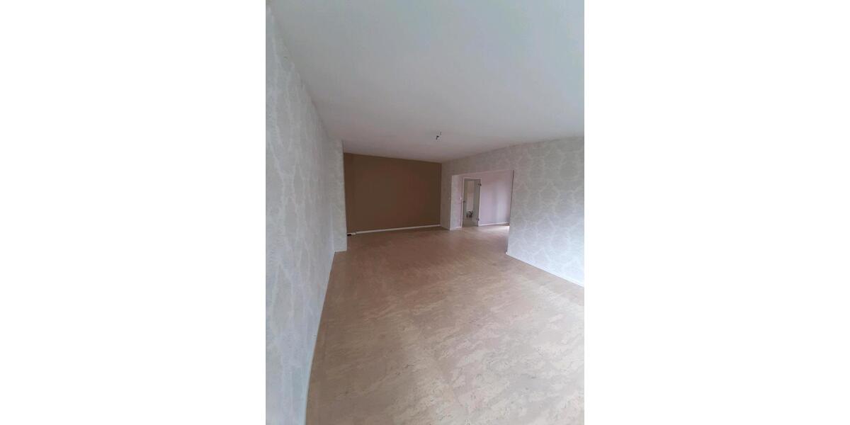 Dachgeschoßwohnung Stuhr - 3 Zimmer, 75 m&sup2;, 159.000&euro; | Angebot:26992584