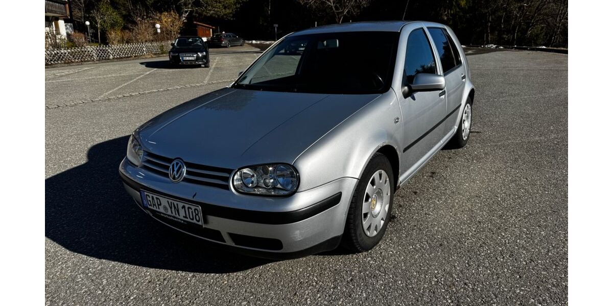 VW Golf 256.673 km 2.350 &euro; Garmisch-Partenkirchen 82467