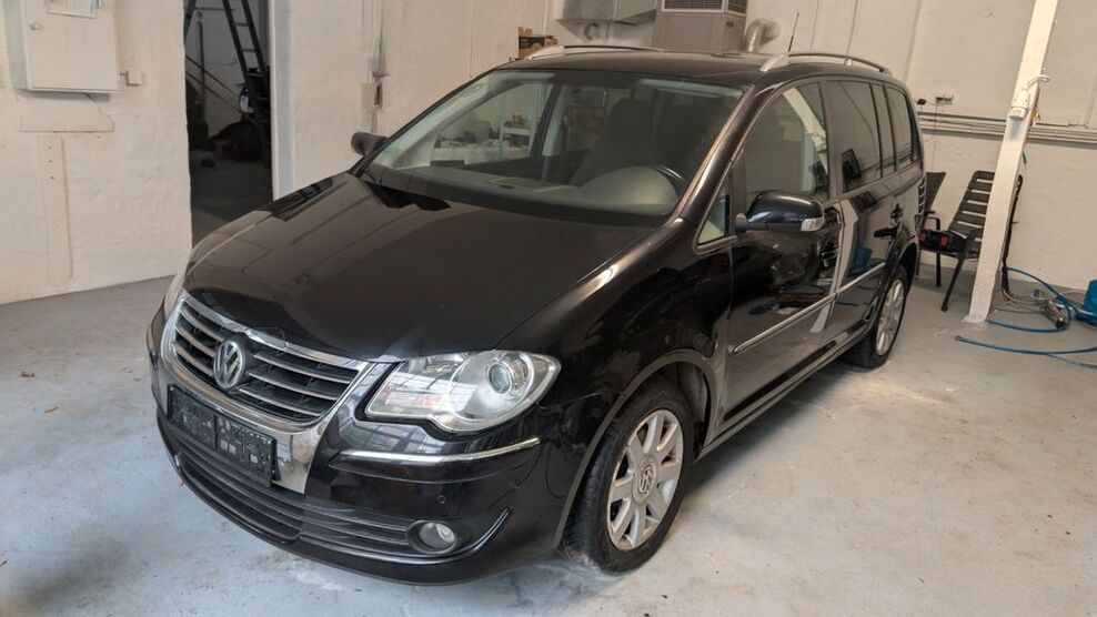 VW Touran 203.000 km 5.500 € Recklinghausen 45661