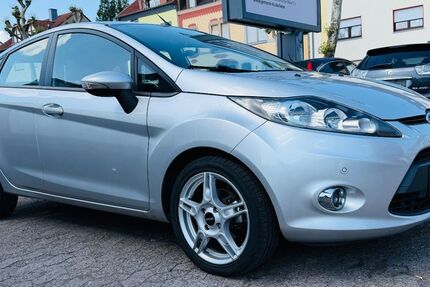 Ford Fiesta 144.000 km 4.400 &euro; Saarbrücken 66115