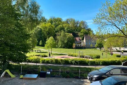 Haus Neubrandenburg - 12 Zimmer, 280 m&sup2;, 69.000&euro; | Angebot:26700987