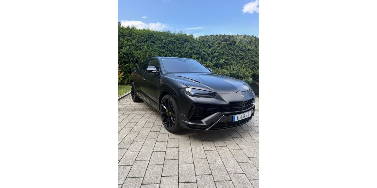 Lamborghini Urus 90.600 km 233.000 &euro; Grünwald 82031