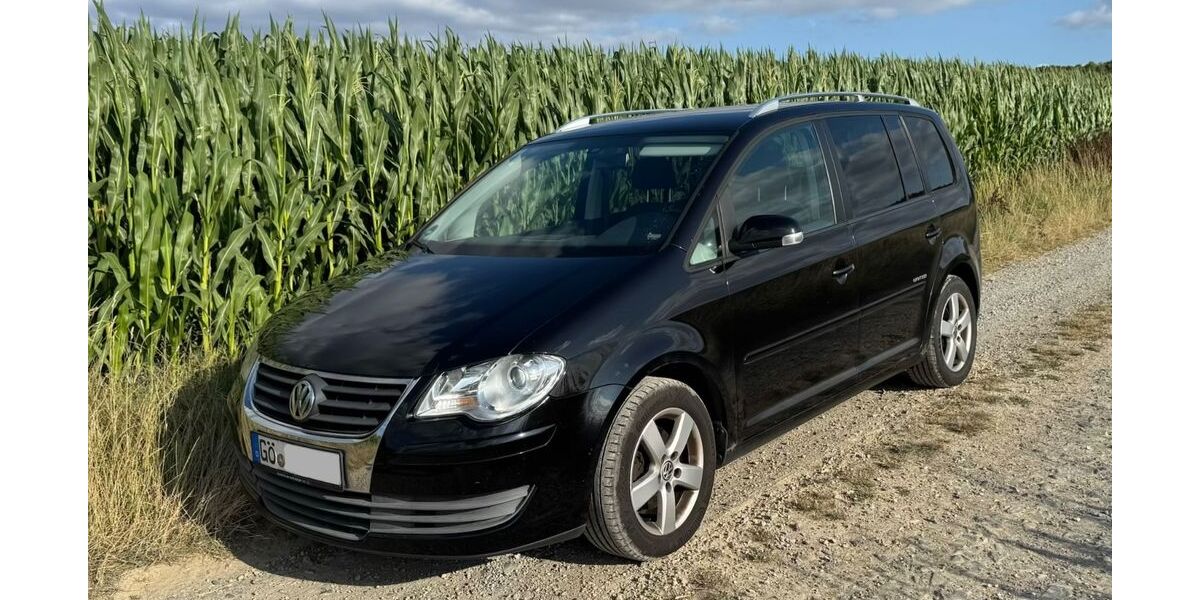 VW Touran 216.500 km 2.750 &euro; Adelebsen 37139
