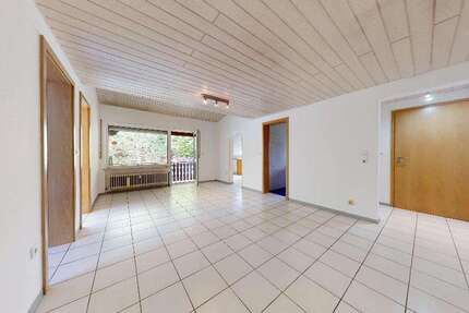 Wohnung zum Kaufen in Lemberg 110.000 € 75 m² 3 zimmer