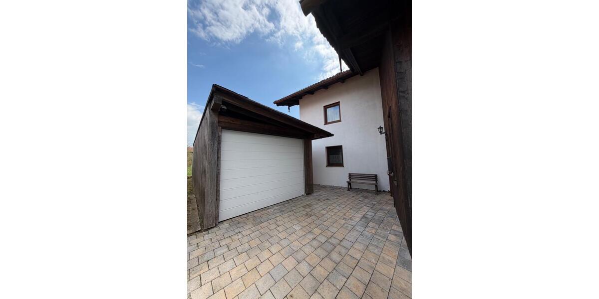 Mehrfamilienhaus, Wohnhaus Palling - 8.5 Zimmer, 256 m&sup2;, 695.000&euro; | Angebot:26421539