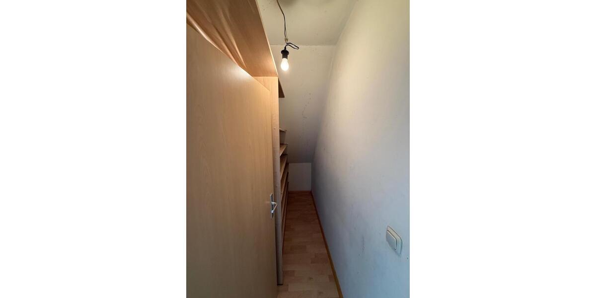 Einfamilienhaus Gebsattel - 7 Zimmer, 180 m&sup2;, 550.000&euro; | Angebot:26184225