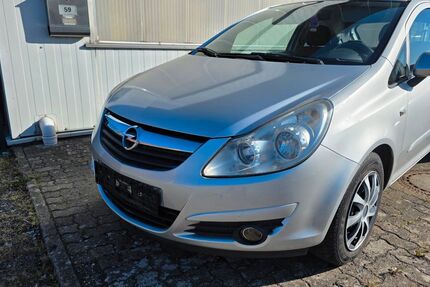 Opel Corsa 223.900 km 2.290 € Stralsund 18439
