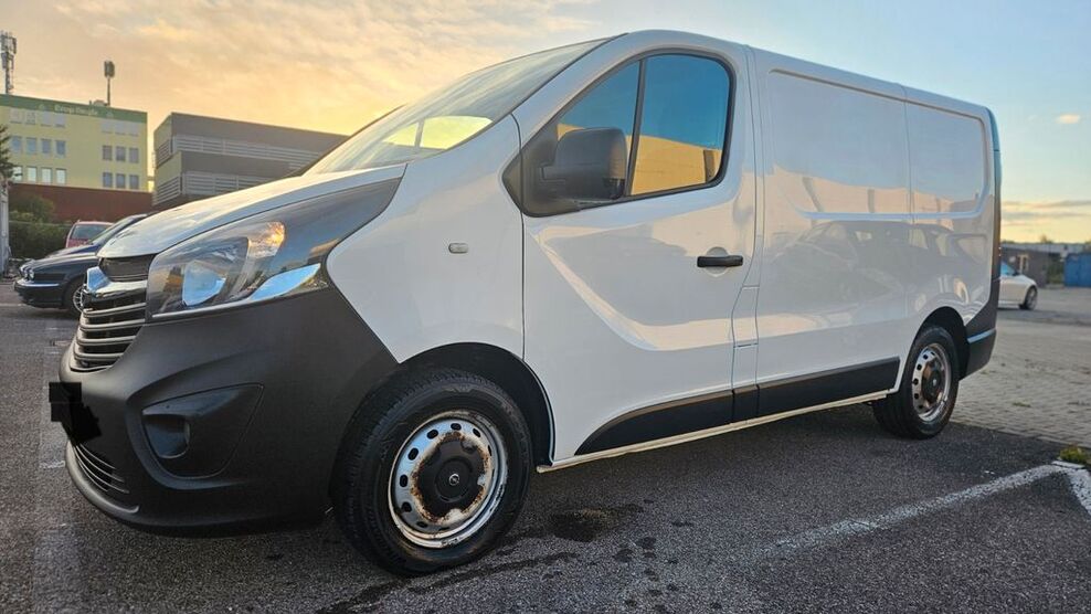 Opel Vivaro 214.326 km 8.300 € Augsburg 86165