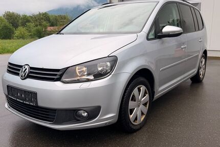 VW Touran 248.300 km 4.899 &euro; Grassau 83224
