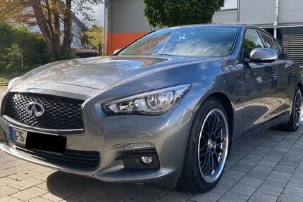 INFINITI Q50 137.884 km 19.500 &euro; Neufahrn bei Freising 85375