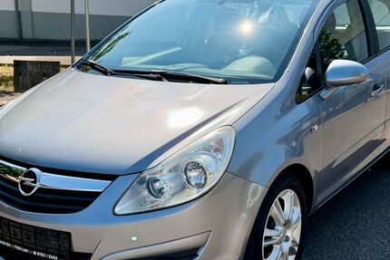 Opel Corsa 196.000 km 2.299 &euro; Lahr 77933
