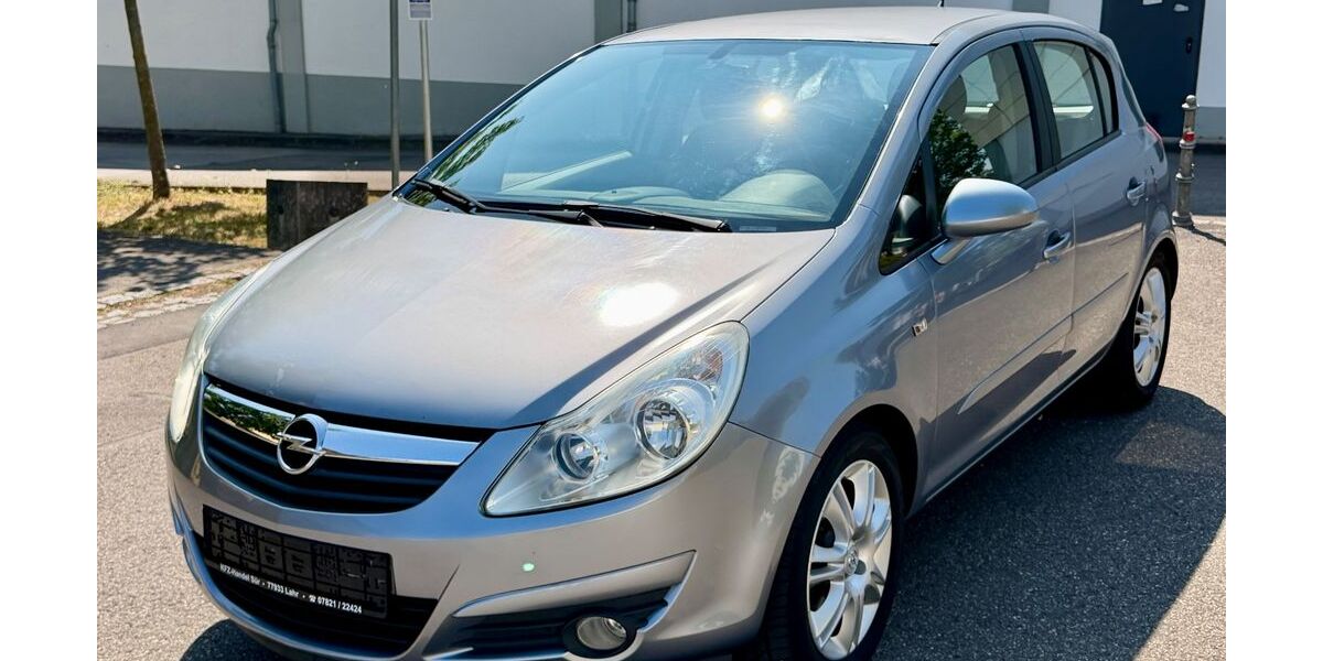Opel Corsa 196.000 km 2.299 &euro; Lahr 77933