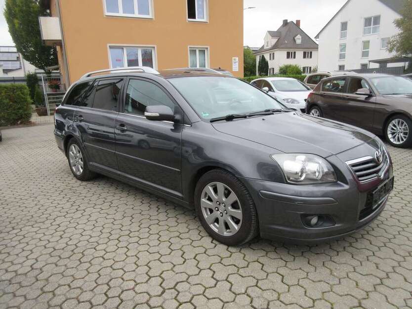 Toyota Avensis 190.000 km 3.900 € Ingolstadt 85055