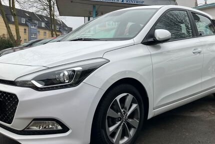 Hyundai i20 53.100 km 8.999 &euro; Essen 45359