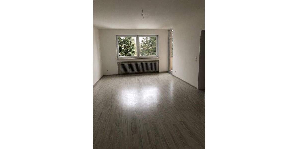 Etagenwohnung Coburg - 2 Zimmer, 63 m&sup2;, 580&euro; | Angebot:26378702