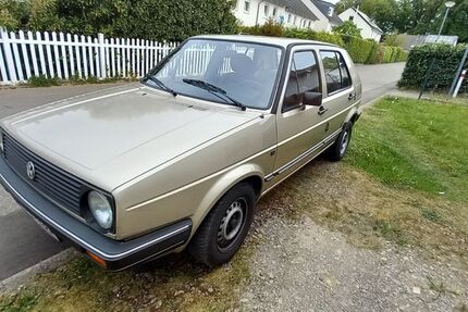 VW Golf 107.000 km 5.400 &euro; Baden-Württemberg - Pforzheim 75180