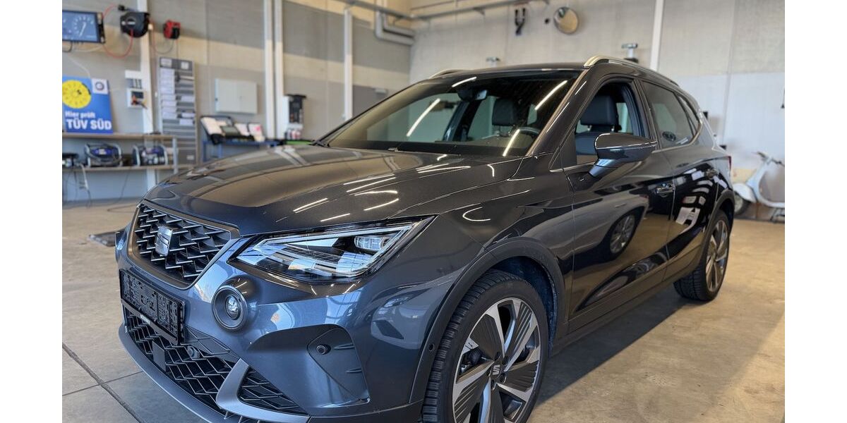Seat Arona 29.020 km 19.900 &euro; Memmingen 87700