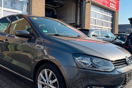 VW Polo 193.469 km 7.250 &euro; Bietigheim-Bissingen 74321