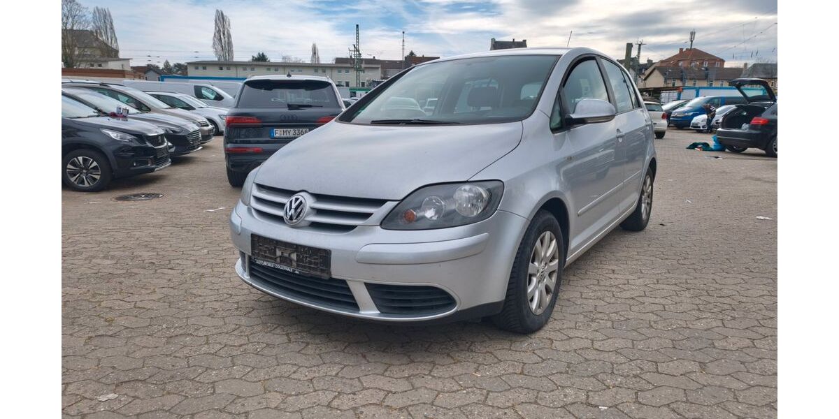 VW Golf 138.500 km 4.990 &euro; Frankfurt am Main 65933
