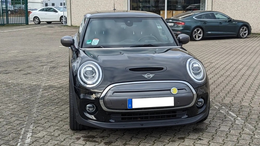Mini Cooper SE 48.700 km 26.000 € Langenfeld 91474